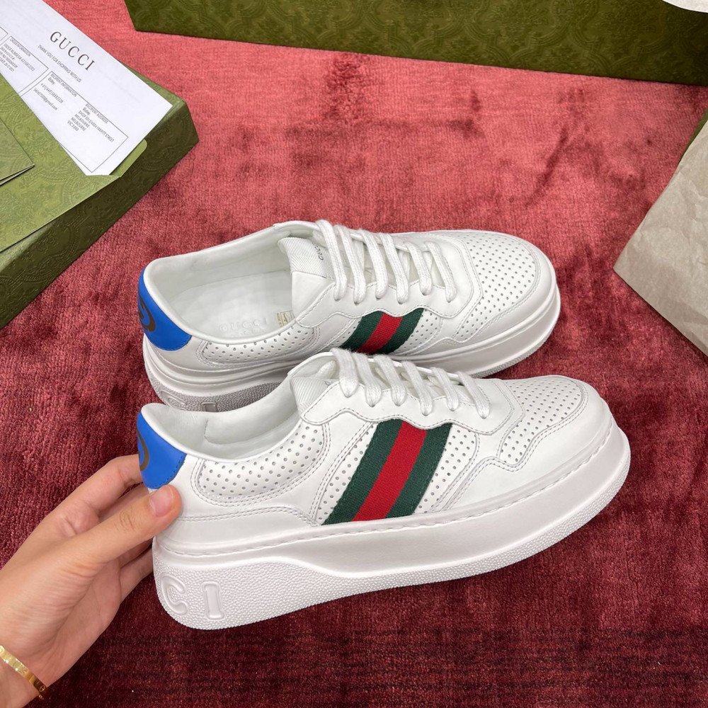  chunky sneaker 