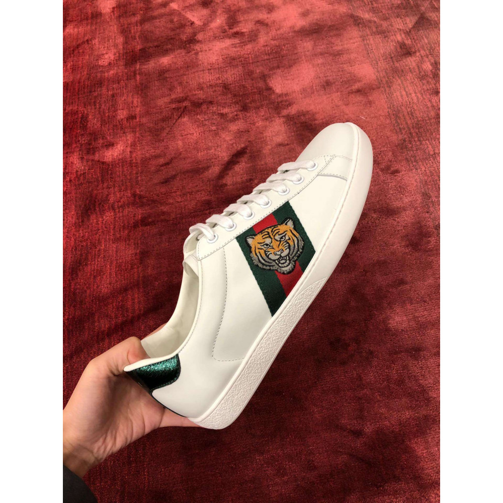 Ace Sneakers 