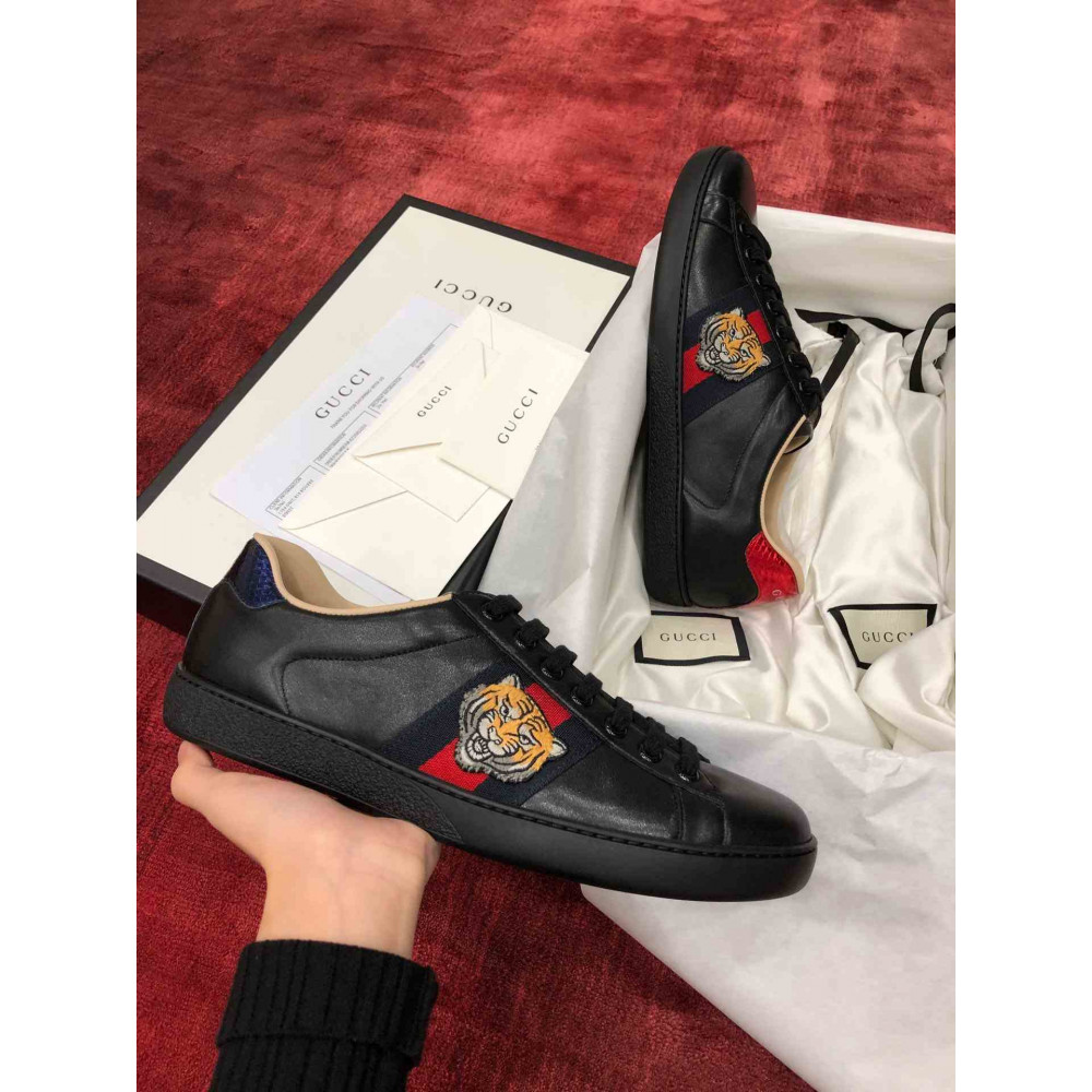 Ace Sneakers 
