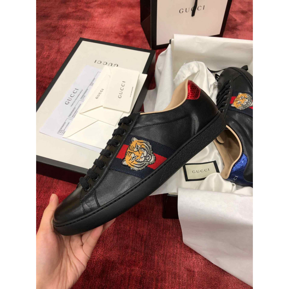 Ace Sneakers 