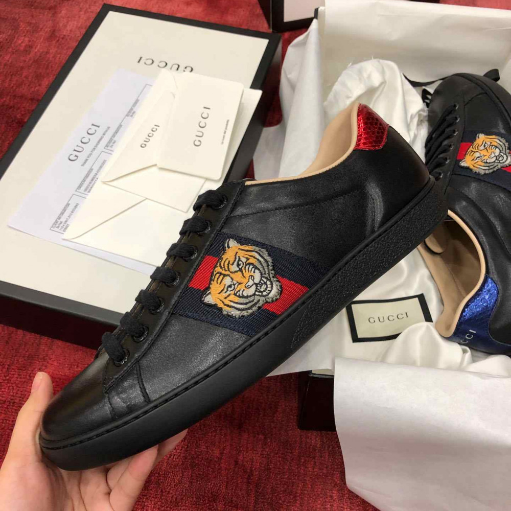 Ace Sneakers 