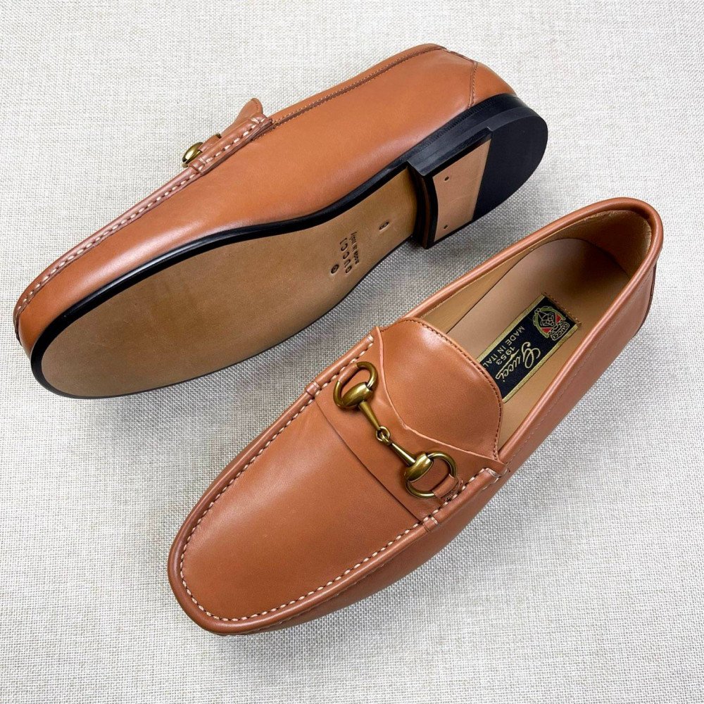 Leather shoes Leather shoes