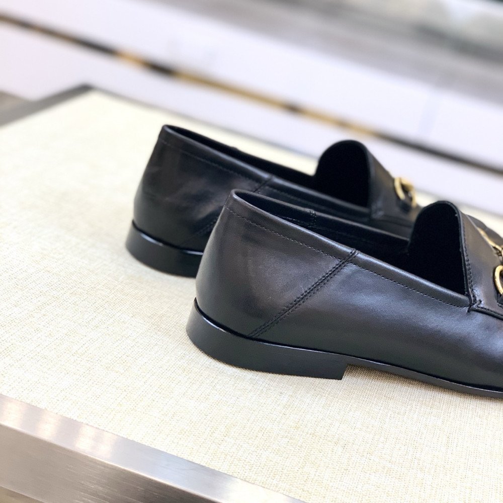 Leather shoes Leather shoes