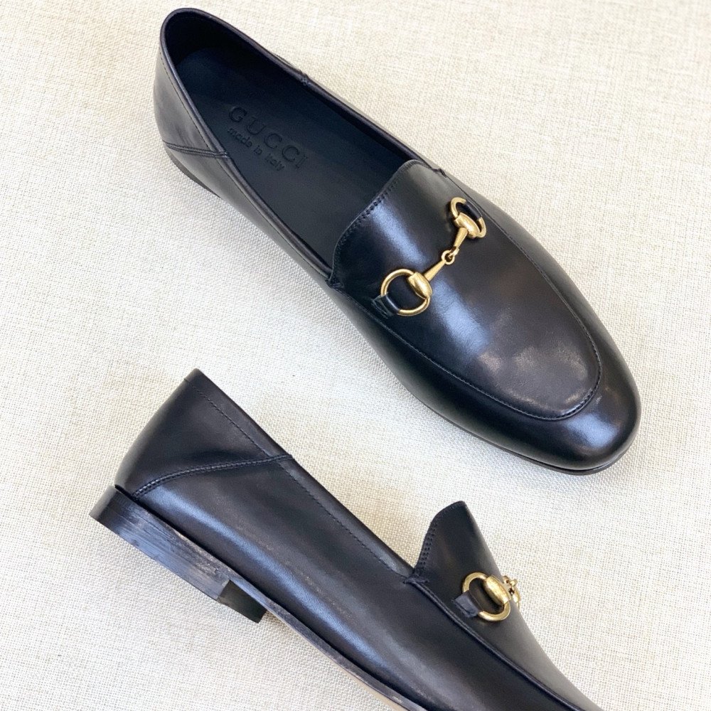 Leather shoes Leather shoes