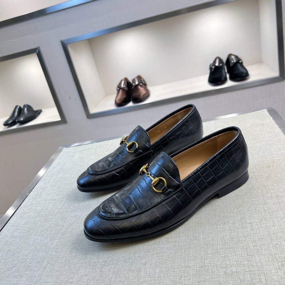 Leather shoes Leather shoes