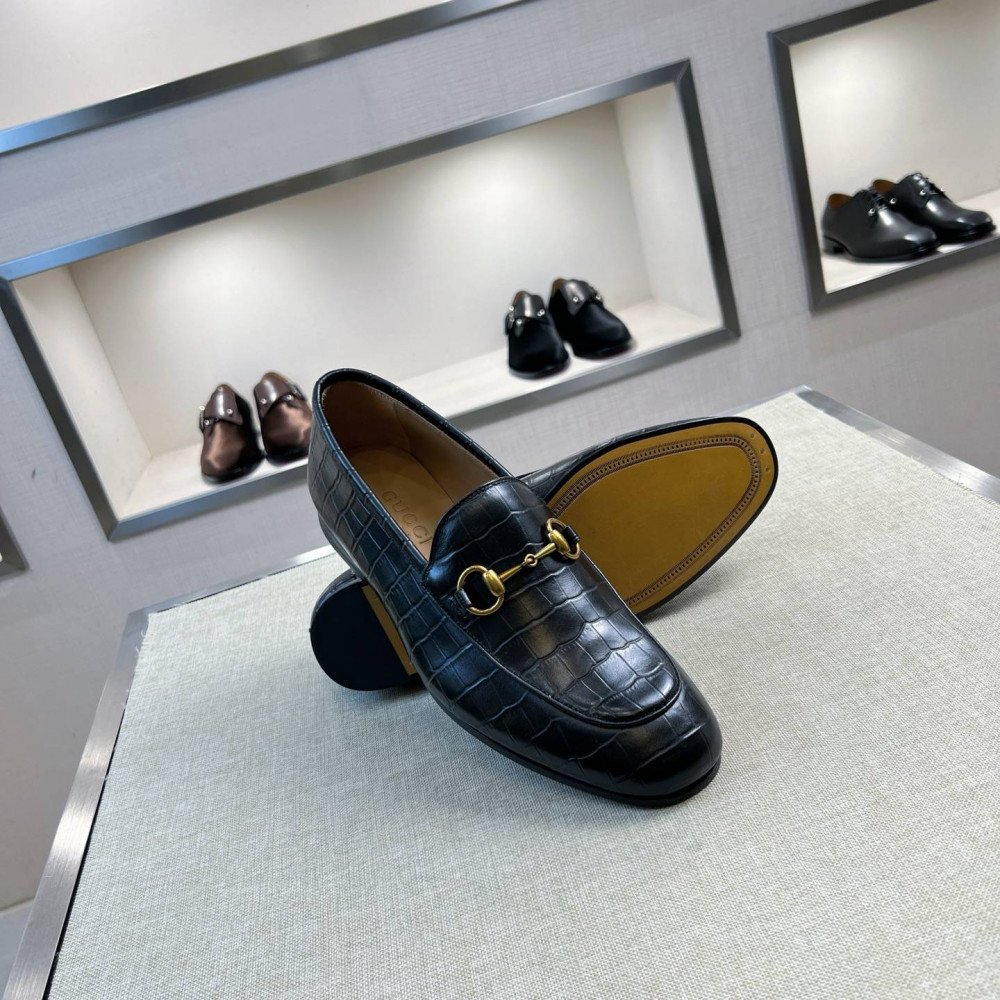 Leather shoes Leather shoes