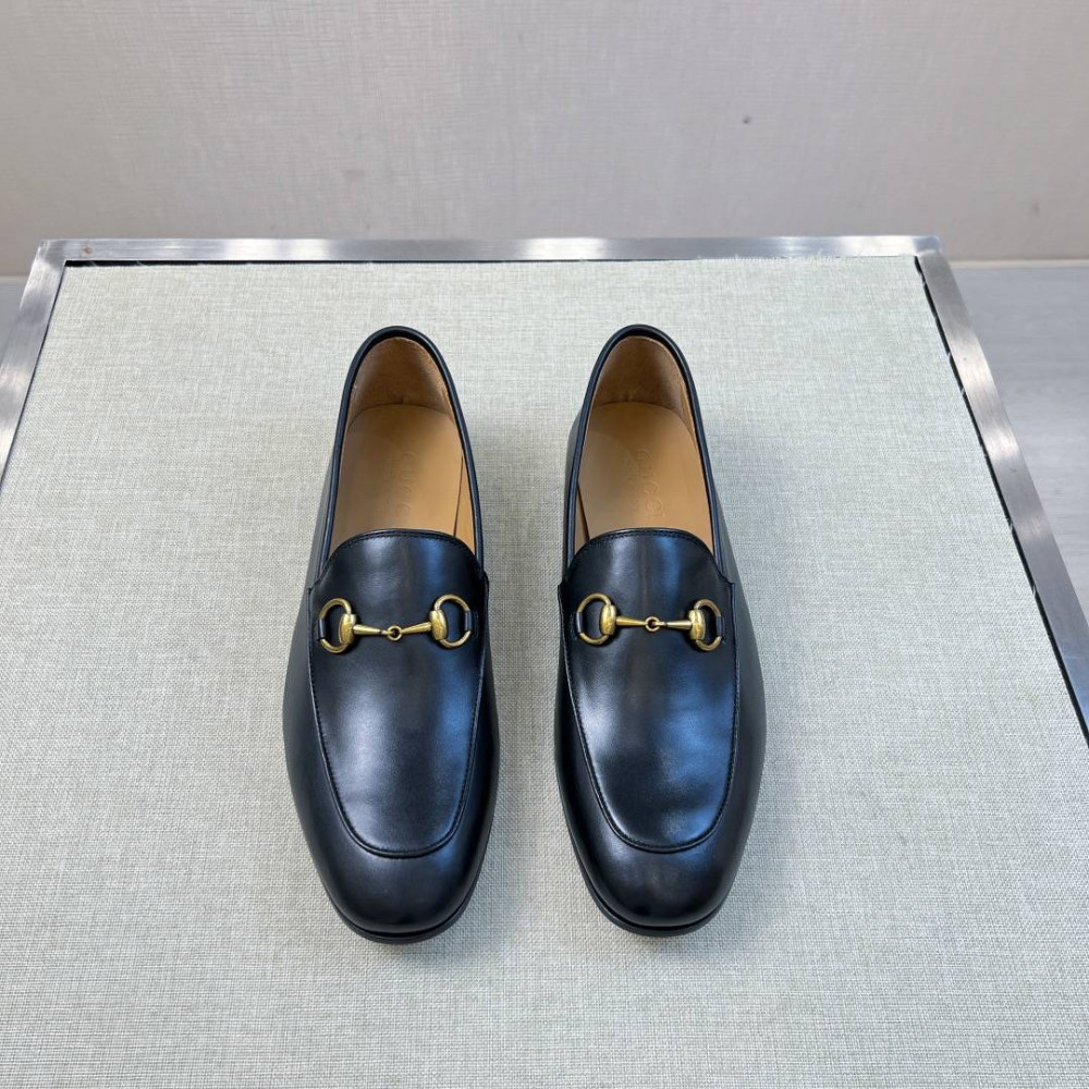 Leather shoes