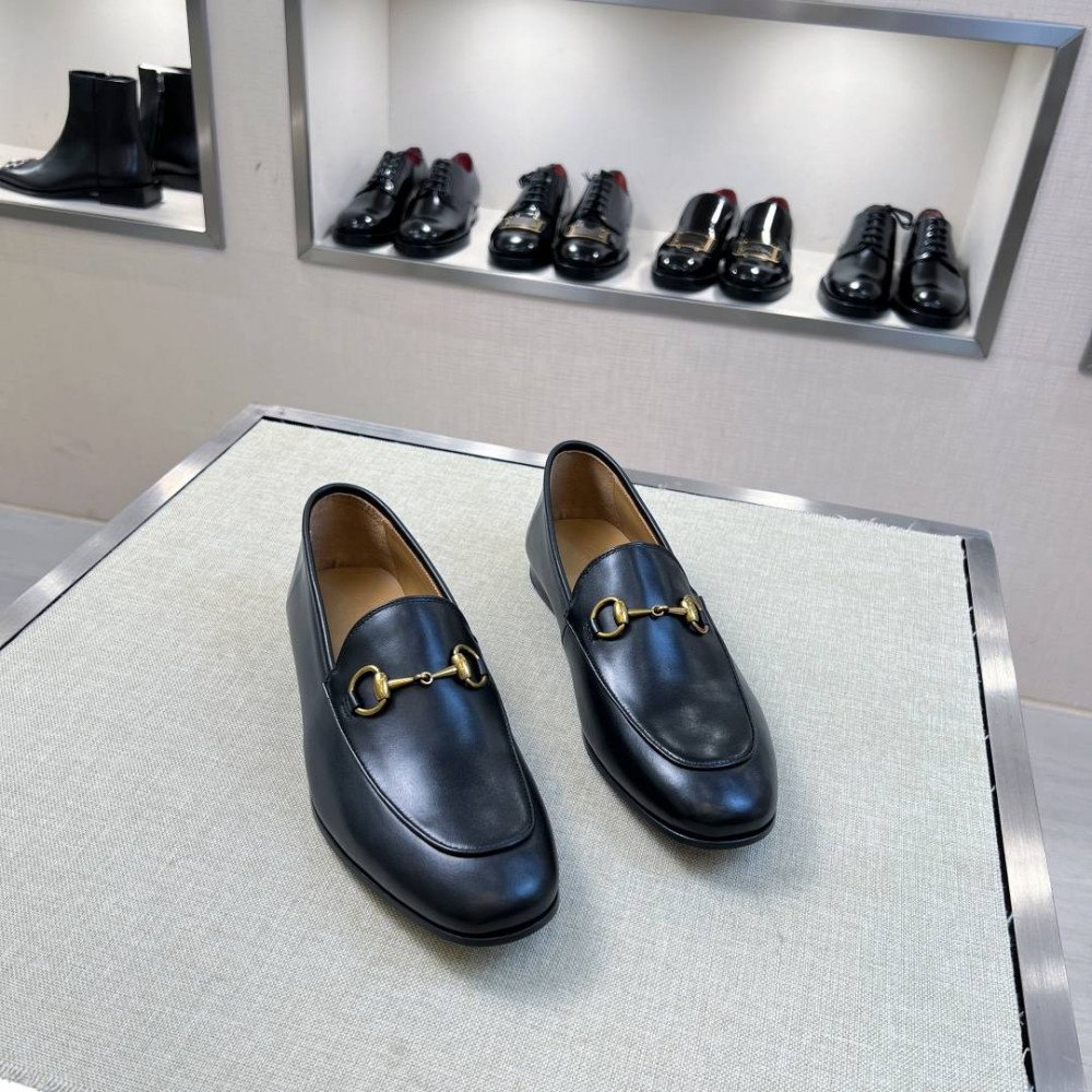Leather shoes Leather shoes