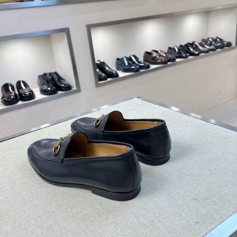 Leather shoes Leather shoes