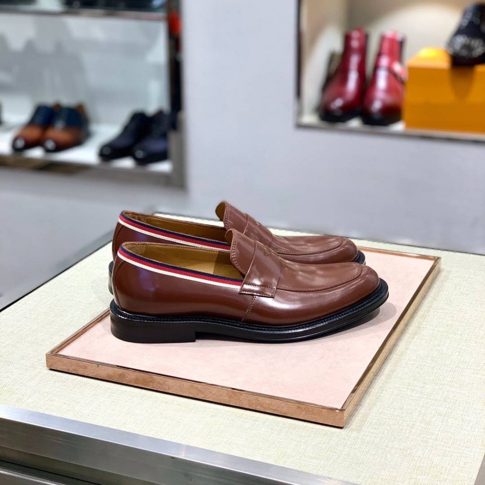 Leather shoes Leather shoes