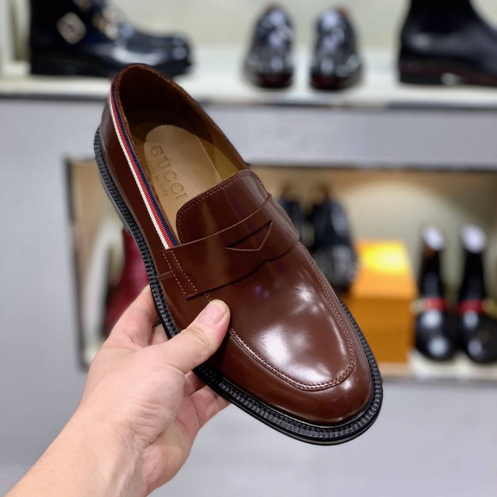Leather shoes Leather shoes