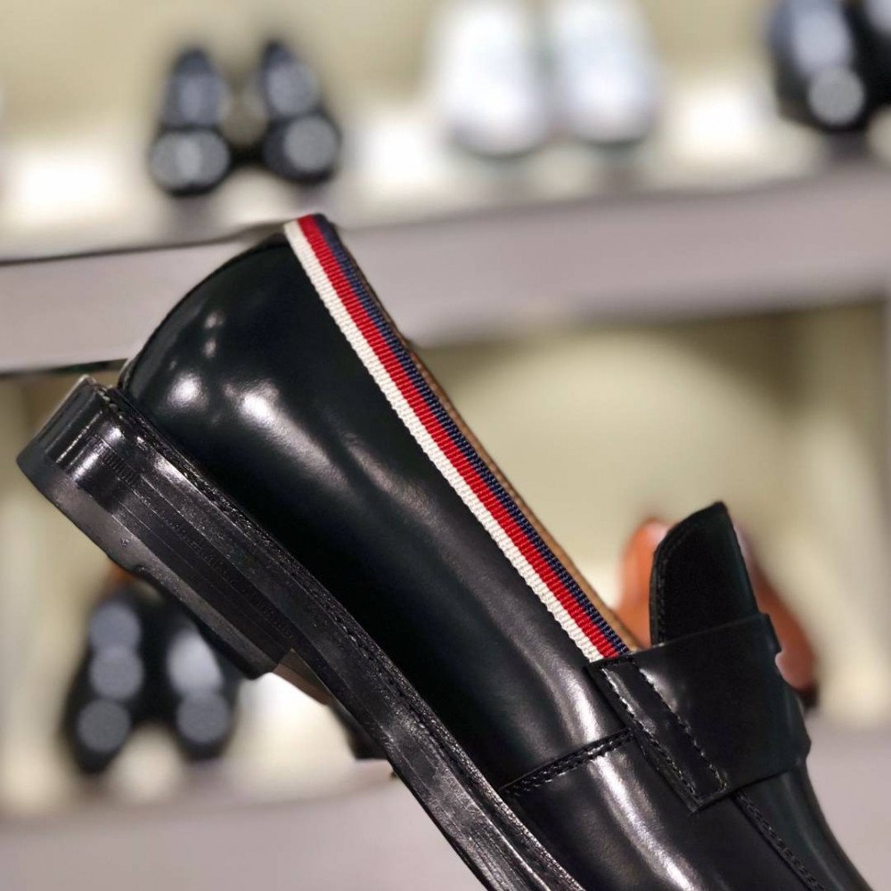 Leather shoes Leather shoes
