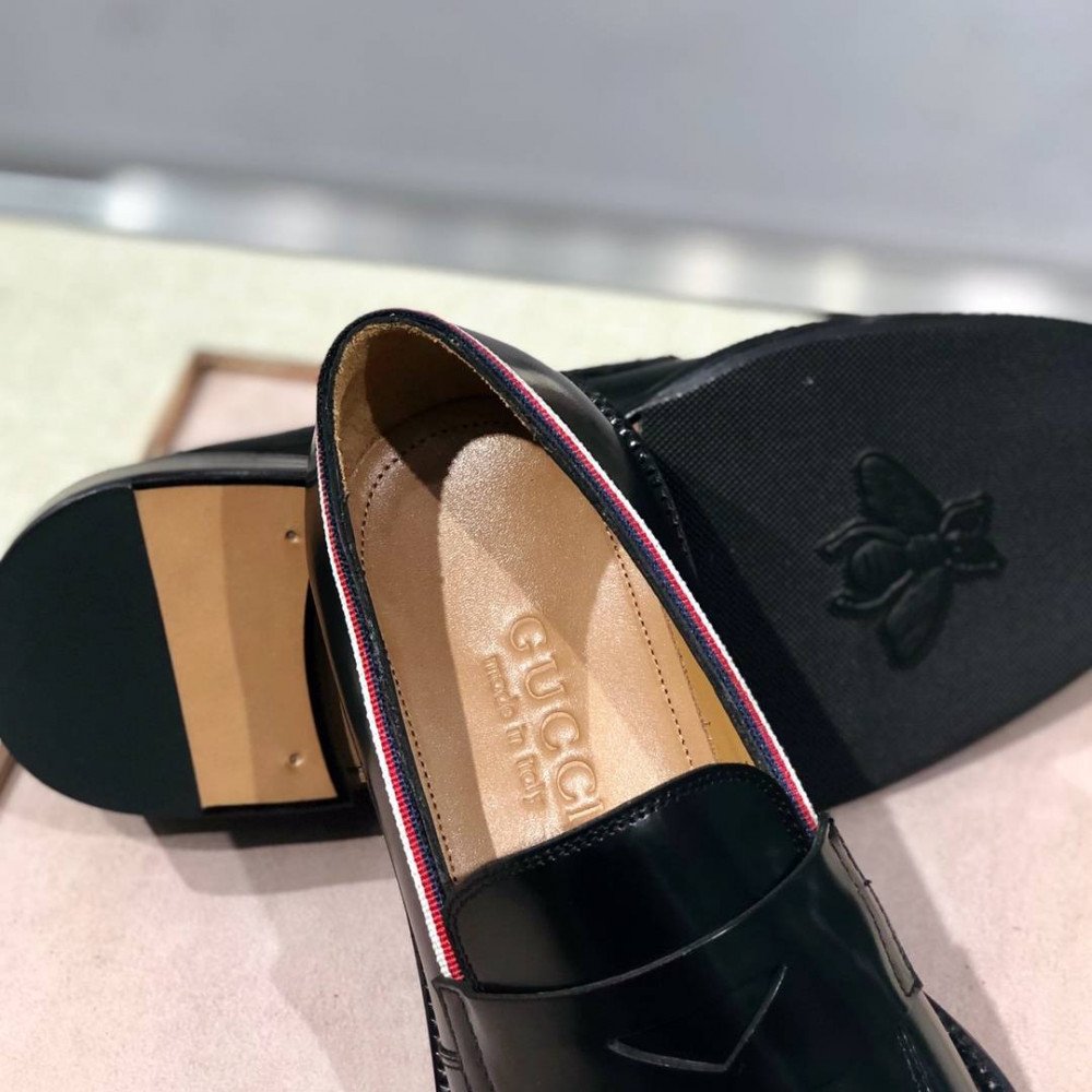 Leather shoes Leather shoes