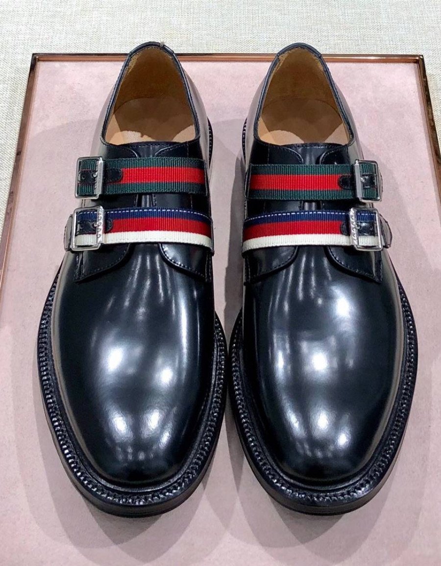 Leather shoes