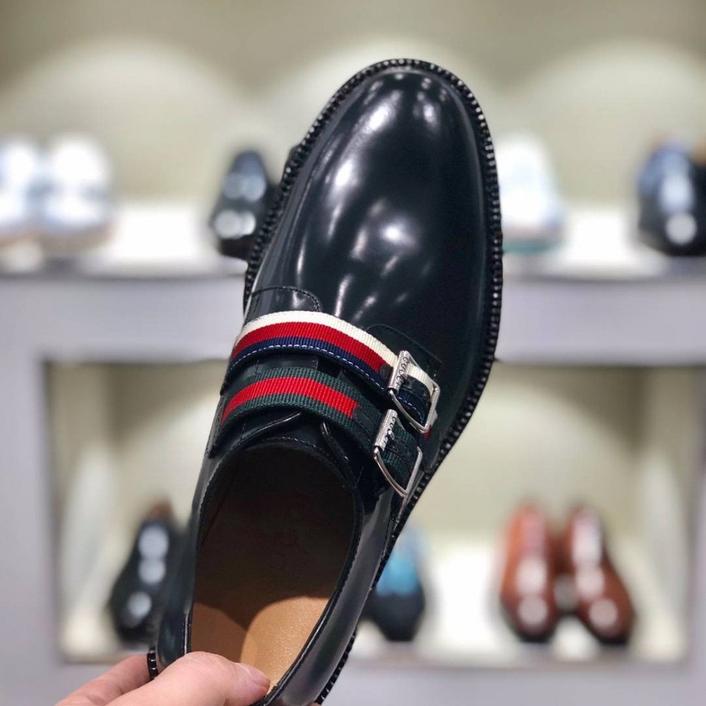 Leather shoes Leather shoes