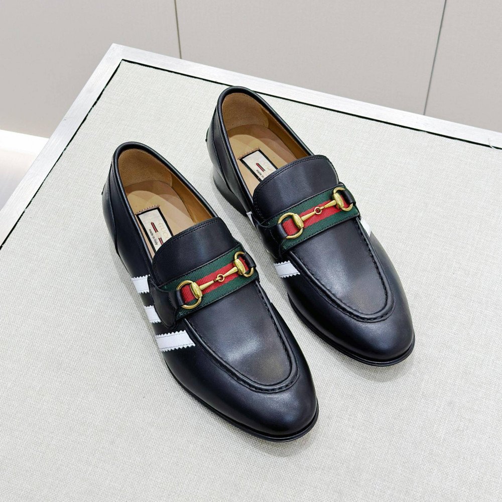 Leather shoes Leather shoes