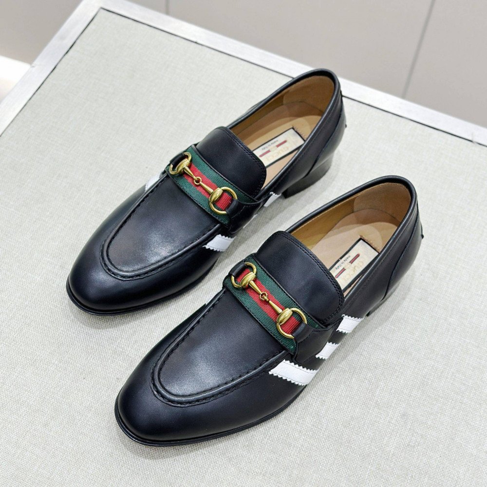 Leather shoes Leather shoes