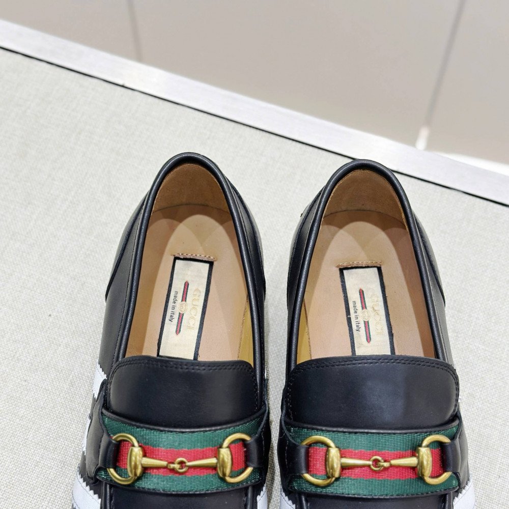 Leather shoes Leather shoes