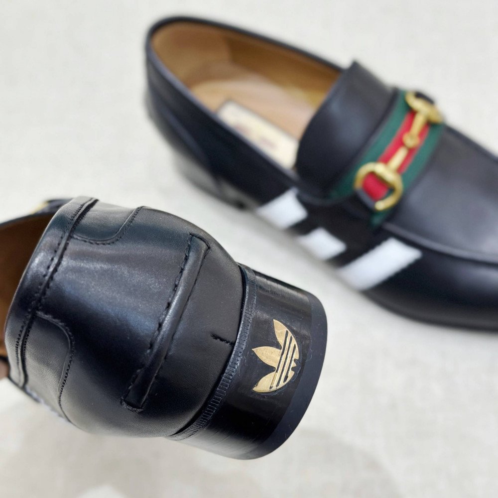 Leather shoes Leather shoes