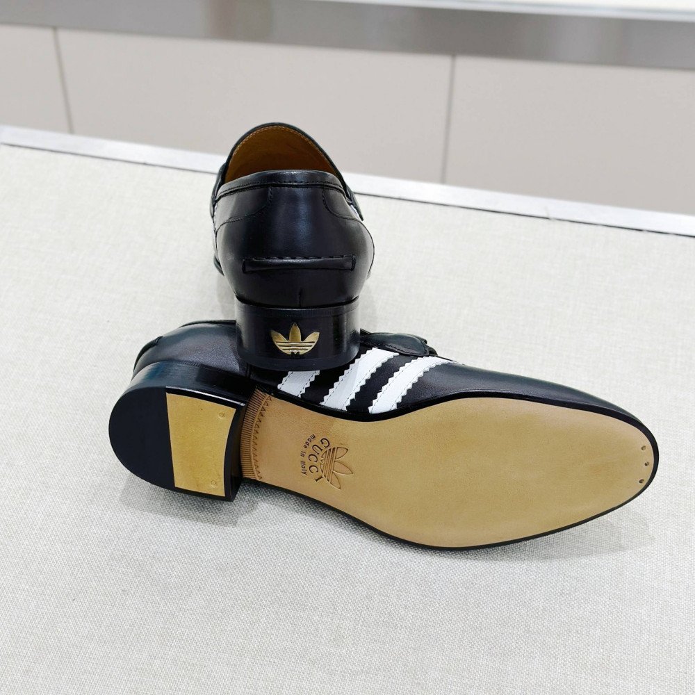 Leather shoes Leather shoes
