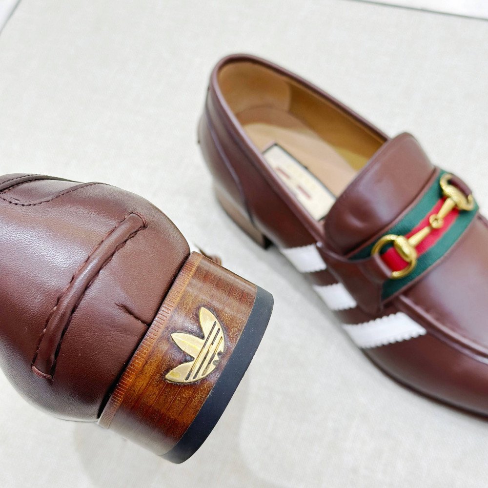 Leather shoes Leather shoes