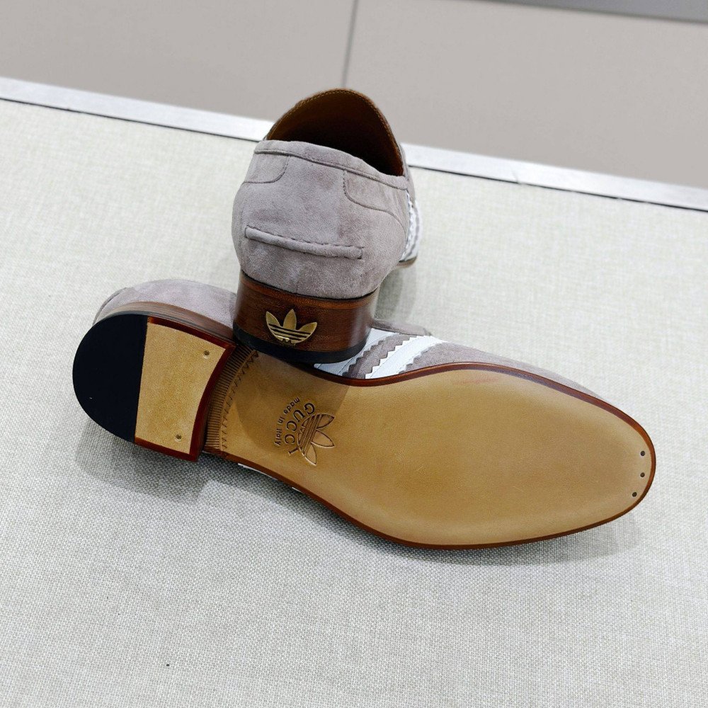Leather shoes Leather shoes