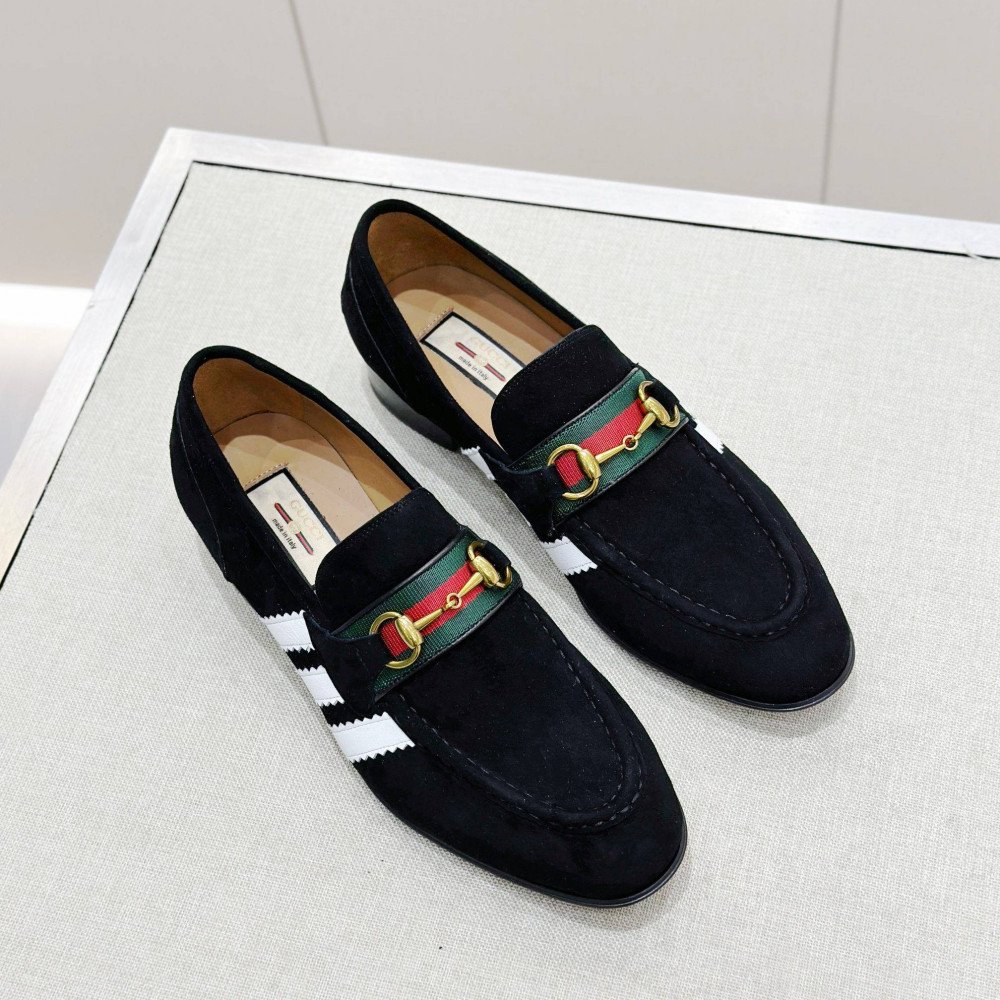 Leather shoes Leather shoes