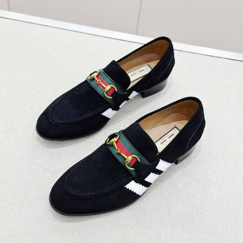 Leather shoes Leather shoes