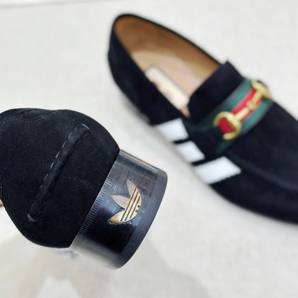Leather shoes Leather shoes