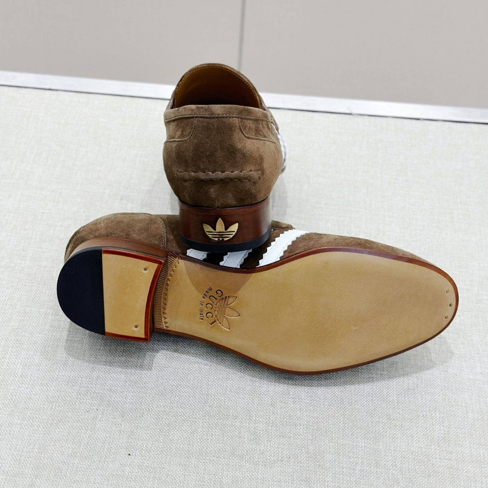 Leather shoes Leather shoes
