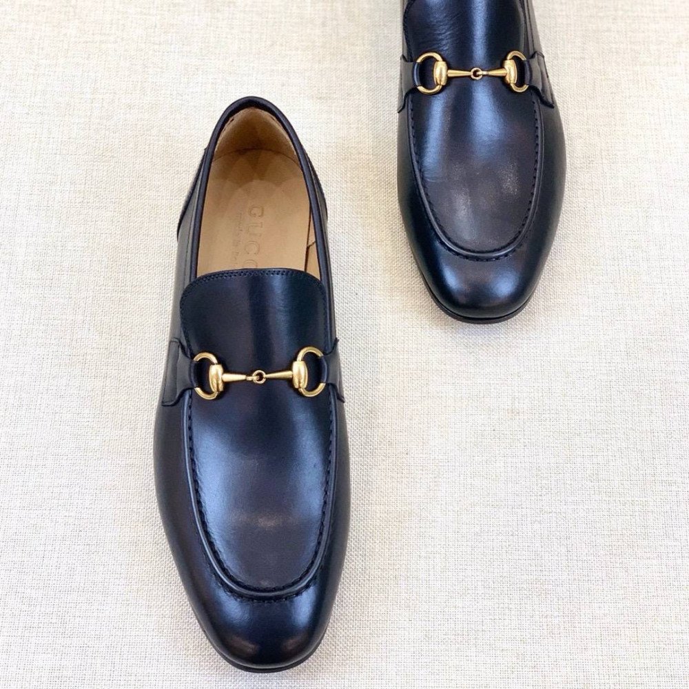 Leather shoes Leather shoes