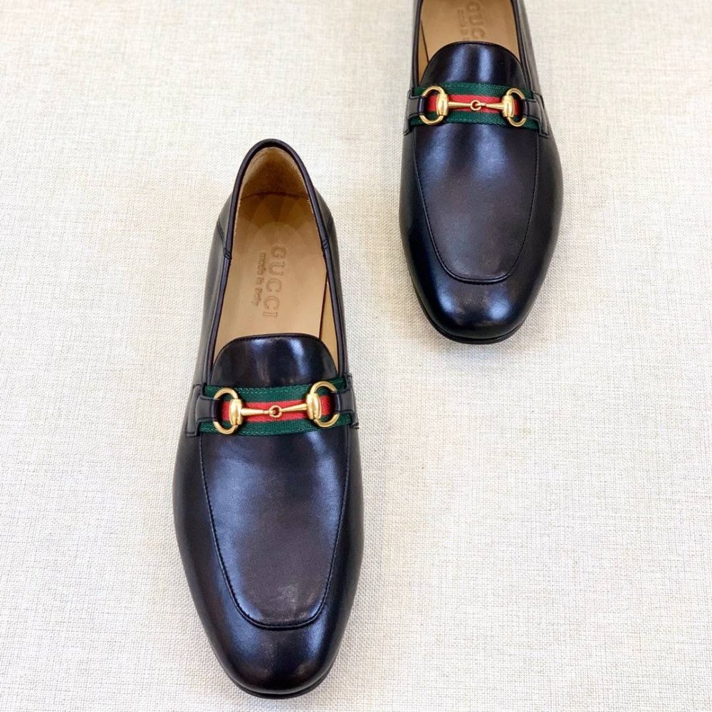 Leather shoes Leather shoes