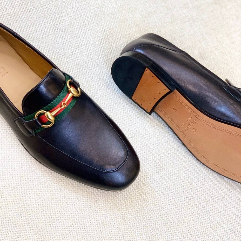 Leather shoes Leather shoes
