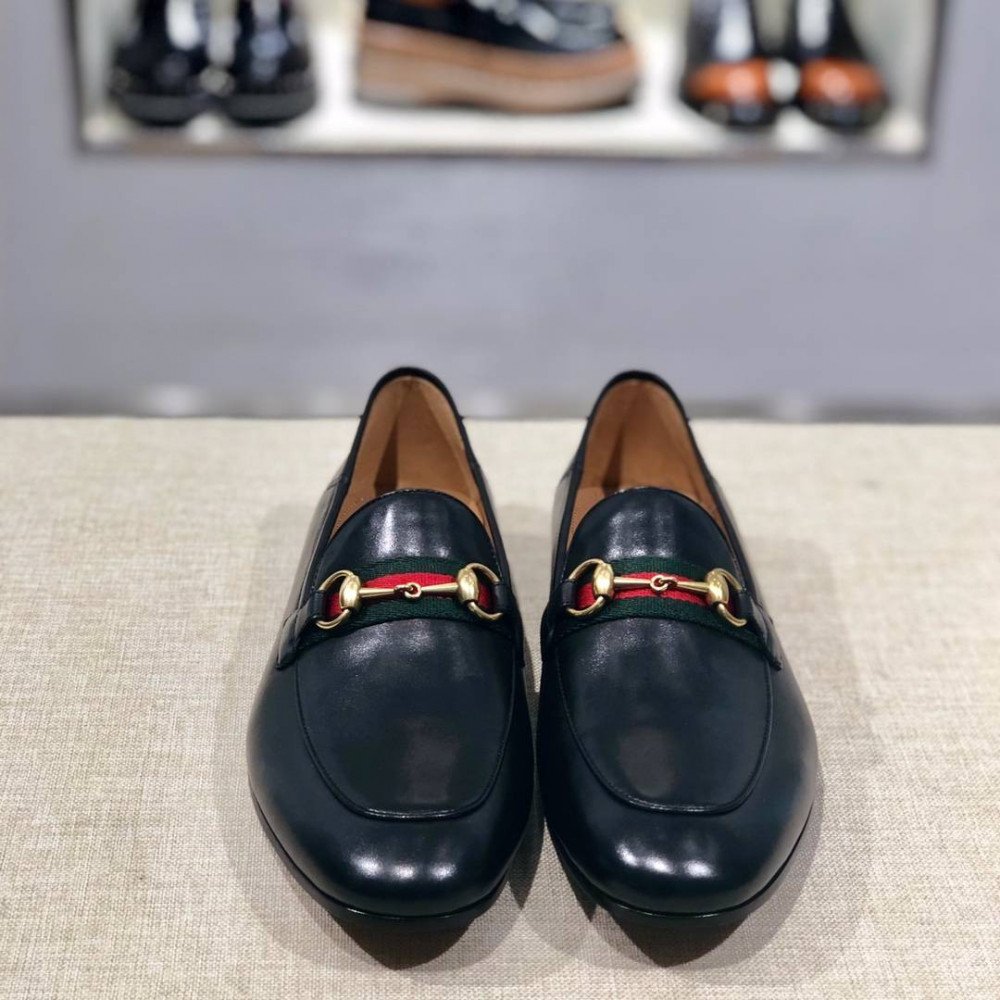 Leather shoes Leather shoes