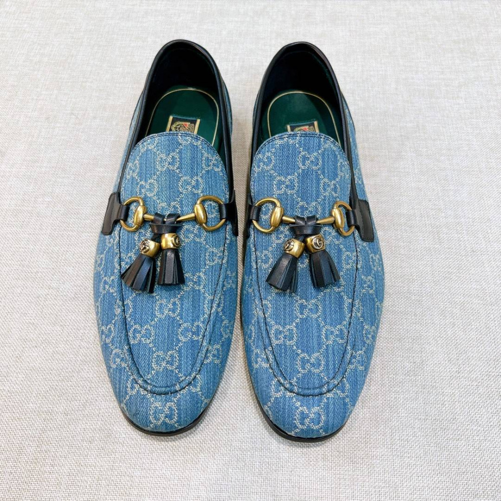 Leather shoes