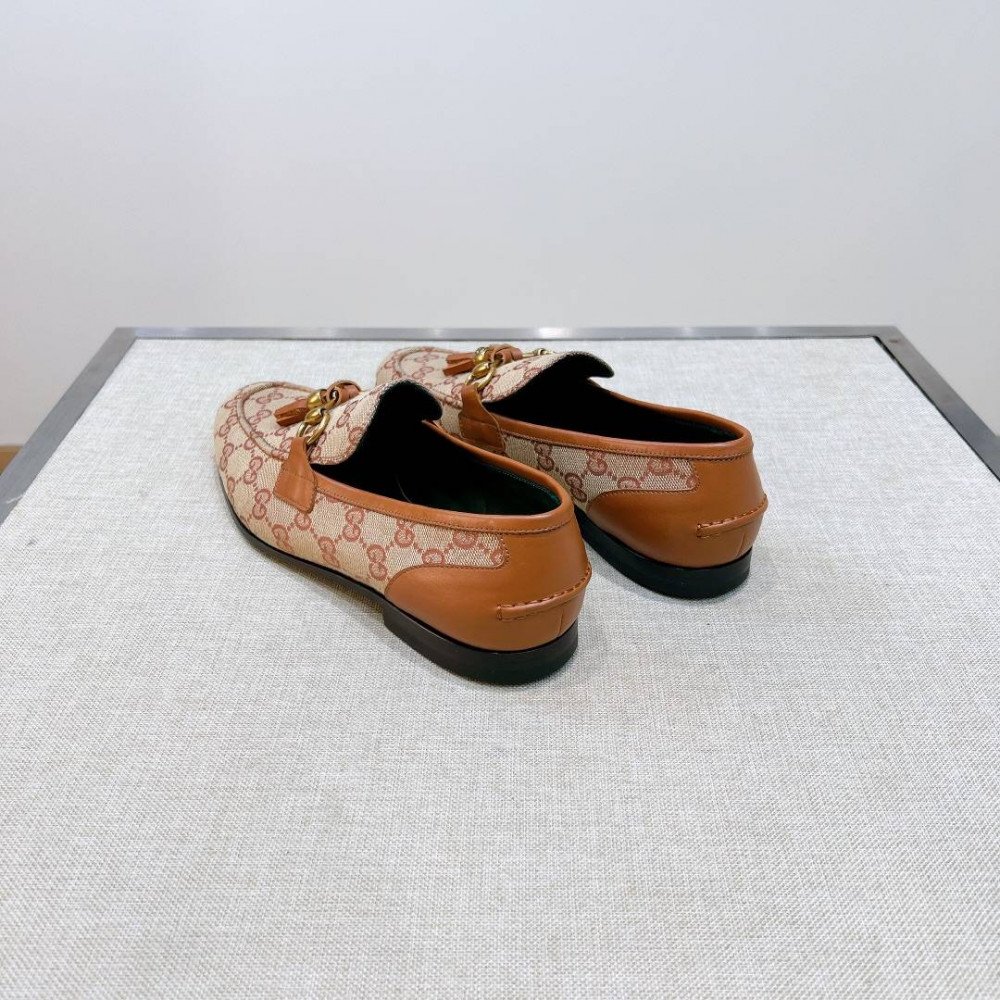 Leather shoes Leather shoes