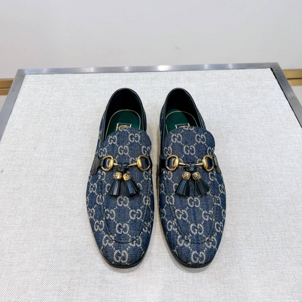 Leather shoes