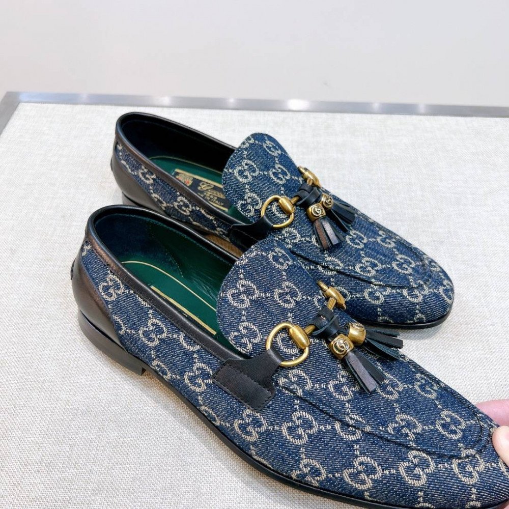 Leather shoes Leather shoes