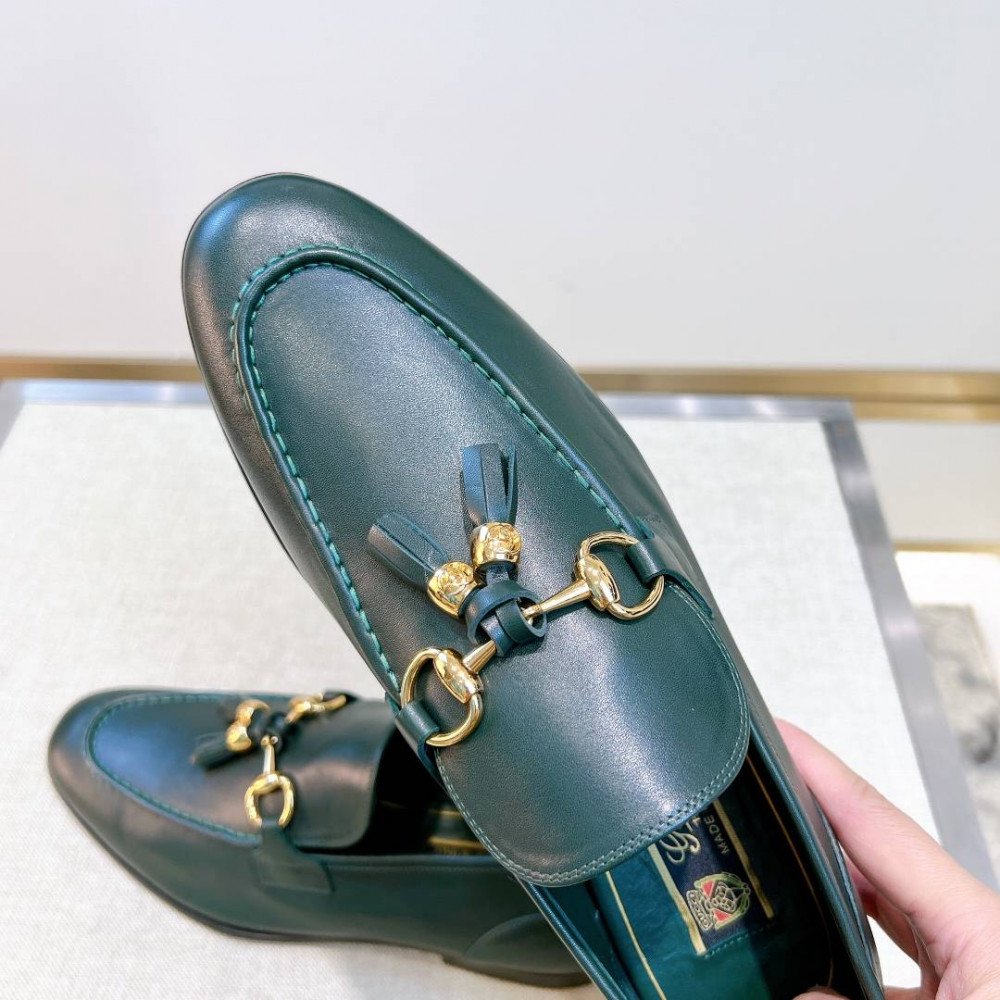 Leather shoes Leather shoes