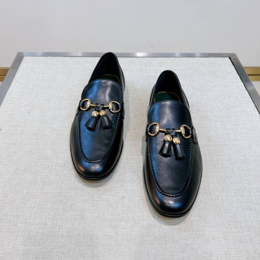 Leather shoes Leather shoes
