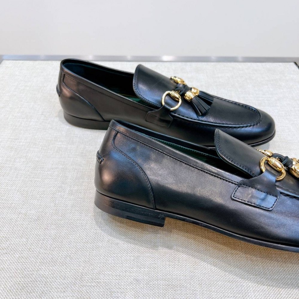 Leather shoes Leather shoes
