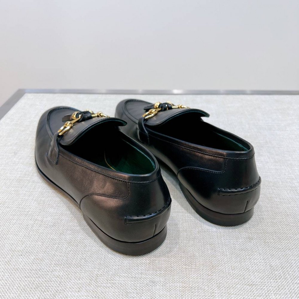 Leather shoes Leather shoes