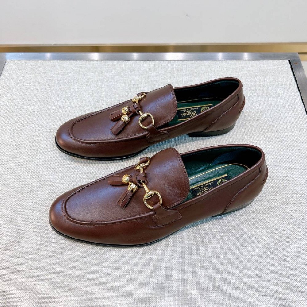 Leather shoes Leather shoes