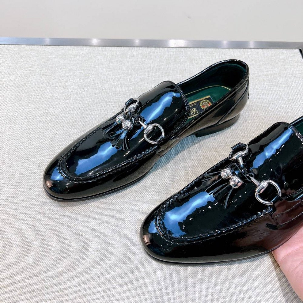 Leather shoes Leather shoes