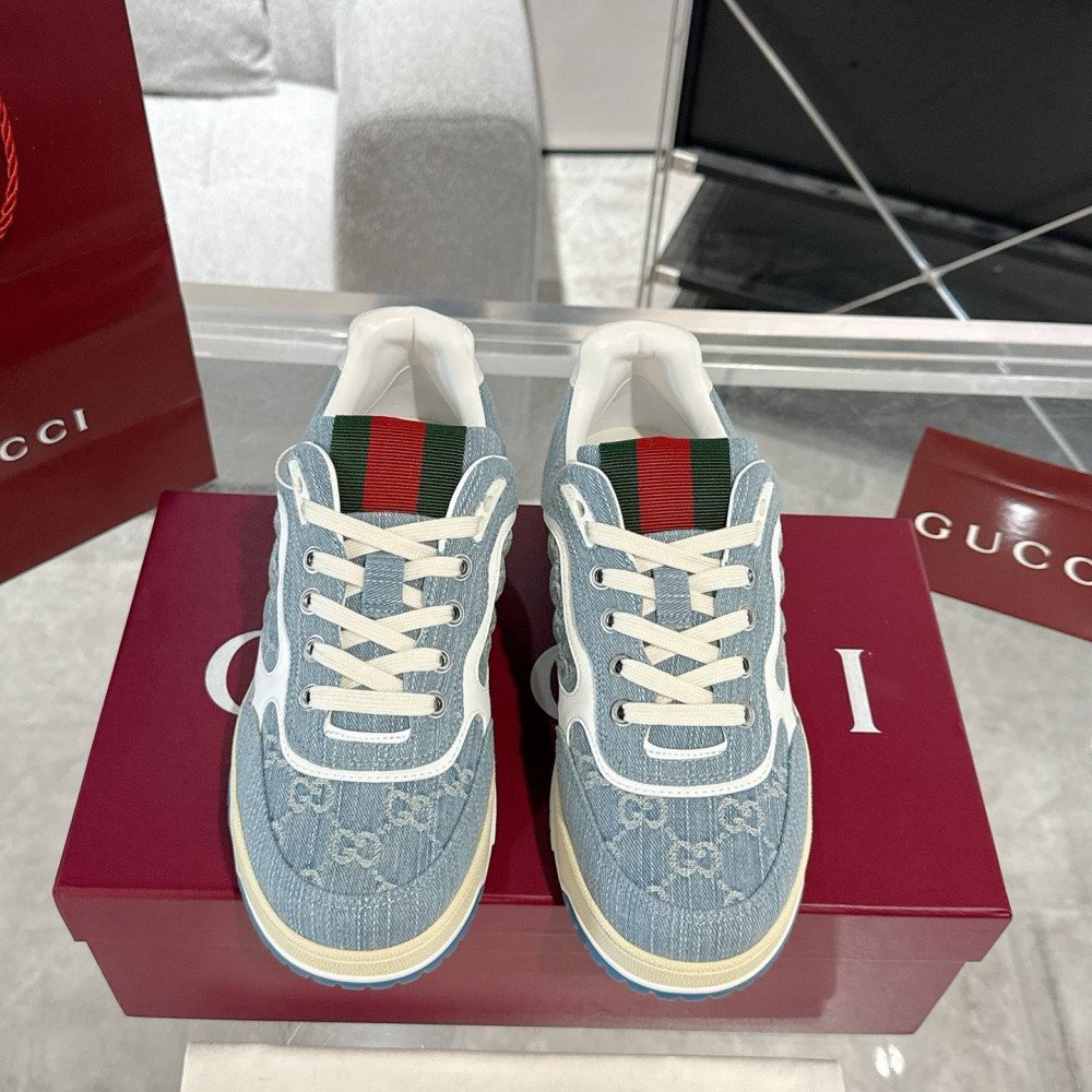 Re-Web sneaker
