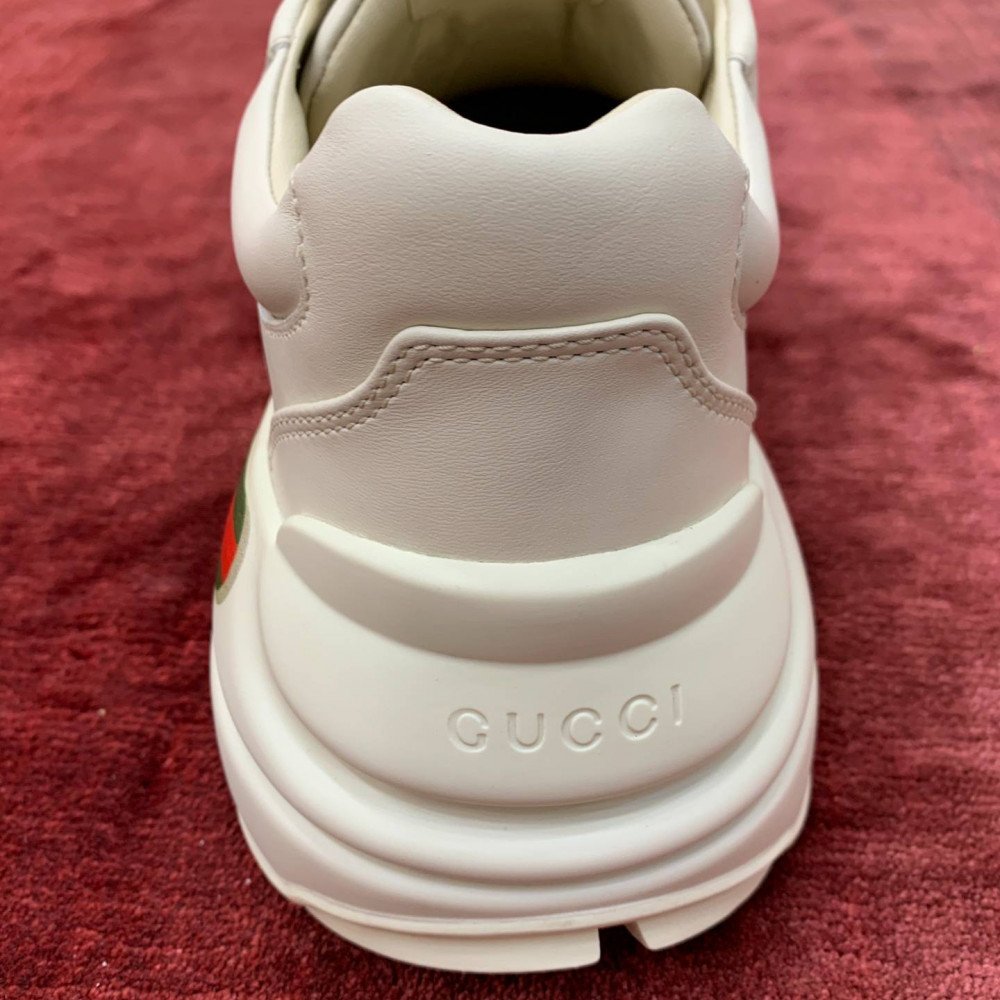 Rhyton Rhyton