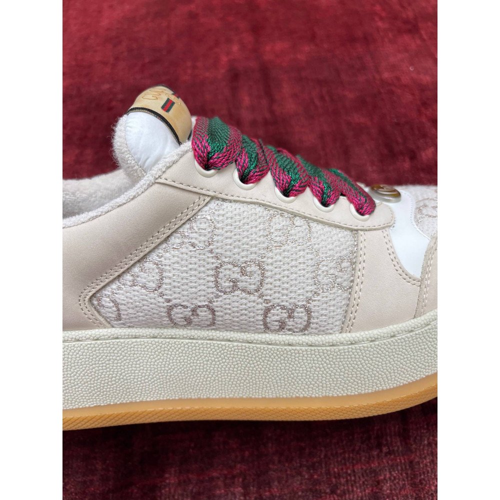 Screener Ponding shoes