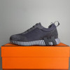 Bouncing sneaker