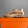 Bouncing sneaker