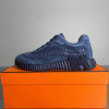 Bouncing sneaker